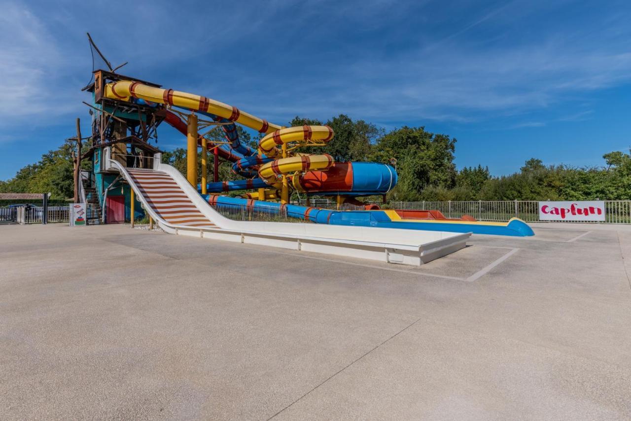 Chalé Capfun 5 Stars 64 M With Pool And Terrace